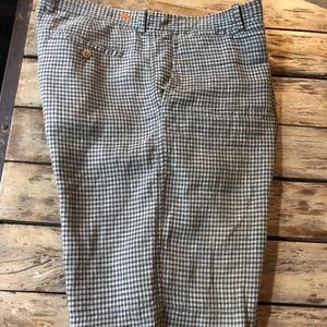 Flash sale...Tommy Bahama men’s shorts Size 35.